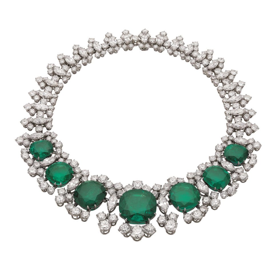 「ブルガリ カレイドス 色彩・文化・技巧」展を国立新美術館で開催