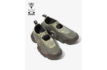 サウス2 ウエスト8 × オークリー ファクトリー チーム　カモフラージュ柄をあしらったシューズを発売