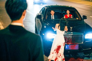Being abused by him, hit by a car and killed—Reborn,she wed a billionaire, came back for revenge!