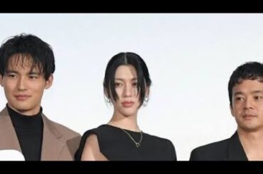 ワォ！三吉彩花　背中バックリ大胆ドレスで登壇「『イケるっしょ』みたいな見た目だと思うけど…」初参加で緊張の石井裕也監督作 Tokyo Queen