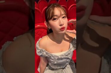 元AKB48 小嶋陽菜 AKB48劇場で😚