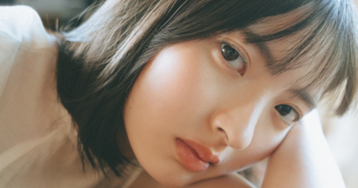 ORICON NEWS：櫻坂46山田桃実、『B.L.T.賞』受賞で人生初ソログラビア　歴代の最年少メンバーと同じ“雰囲気”まとう | 毎日新聞
