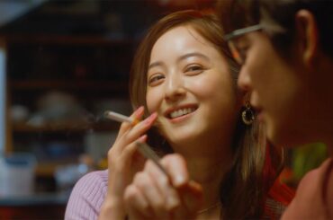 佐々木希、中島歩らも出演　岸井ゆきの×宮沢氷魚W主演映画「佐藤さんと佐藤さん」本予告映像