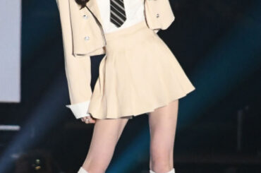 騒動渦中ゆりにゃ“激変”連発「ガチスタイル良すぎ」「レベチ」　アイドル→悪魔→天使→制服風でニッコリ | ORICON NEWS | 国内海外のニュース