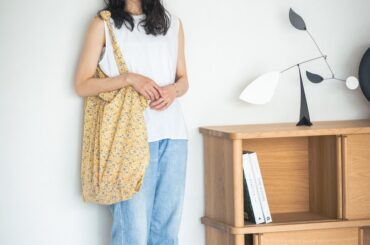 最愛の《ヤエカ》のルーズデニムを夏らしく着こなす方法、教えちゃう！【FUDGE FRIEND おしゃれさんの毎日コーディネート vol.576｜田中真里奈】 | FUDGE FRIEND | ファッション