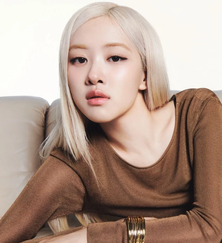 YSL BEAUTY アンバサダーのロゼ