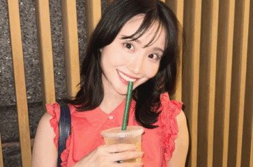 ノースリ美肌に笑顔でパシャリ！柴田阿弥、しごおわからのスタバ満喫ショットにファン歓喜！ | 話題の投稿 | スポーツブル (スポブル)