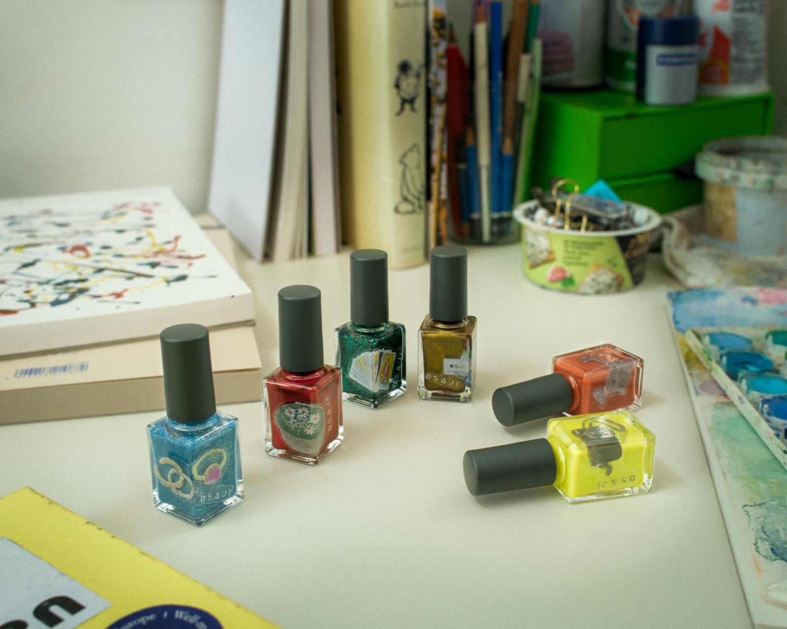 オサジ アップリフト ネイルカラー 限定6色 各2,090円＜限定品＞