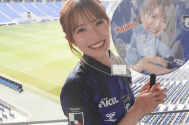 「ちょーかわいい！勝利の女神」人気アイドルのサッカー美女子、"ビクトリーショット"を披露！ガンバファン感激「すまんかわいすぎる！」 | 話題の投稿 | スポーツブル (スポブル)