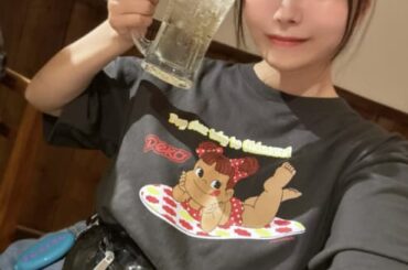 「仕事終わりの一杯」グラビアアイドル・東雲うみの私服姿のオフショットにファンメロメロ | 話題の投稿 | スポーツブル (スポブル)