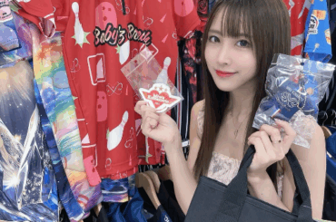 「めっちゃ可愛い」アイドルボウラー・熊本美和、IN小田急ハルク！プロボウラーと並ぶ"記念の3ショット"を披露 | 話題の投稿 | スポーツブル (スポブル)