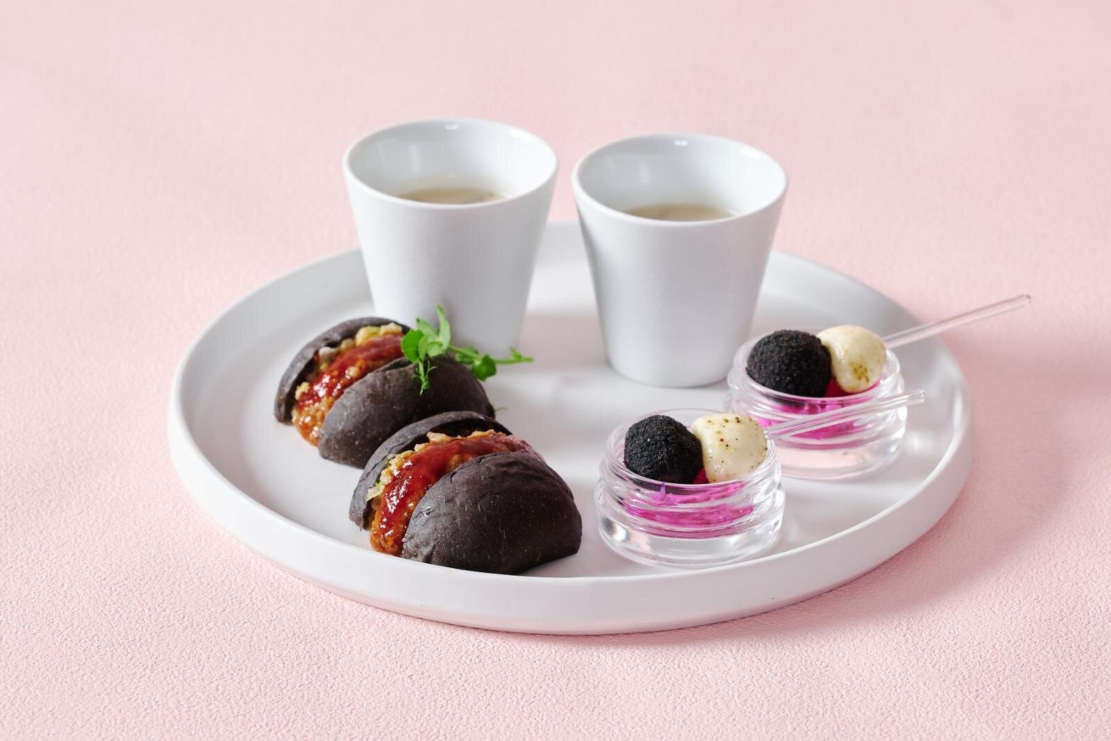 ハーゲンダッツ(Häagen-Dazs) モノクロ・ゴシックアフタヌーンティーwith ハーゲンダッツ｜写真4