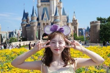 元乃木坂46・能條愛未、満面の笑みで真夏のディズニーを堪能！ | 話題の投稿 | スポーツブル (スポブル)