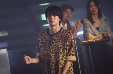 『DOPE』才木の“潜入ファッション”にネット反応「出たキャッツ！ｗ」「何でも着こなしちゃう海人くん」【ネタバレあり】 | | ORICON NEWS