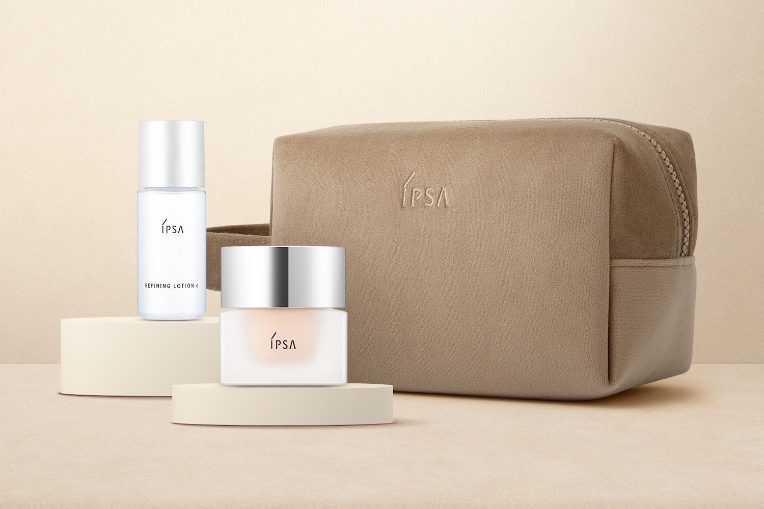 乾燥しやすいシーズンに最適。イプサの限定ベースメイクキットで理想の秋冬肌を目指す