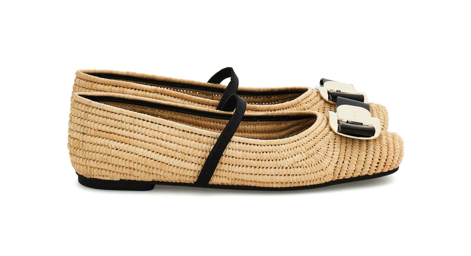 バレリーナシューズ 108,900円