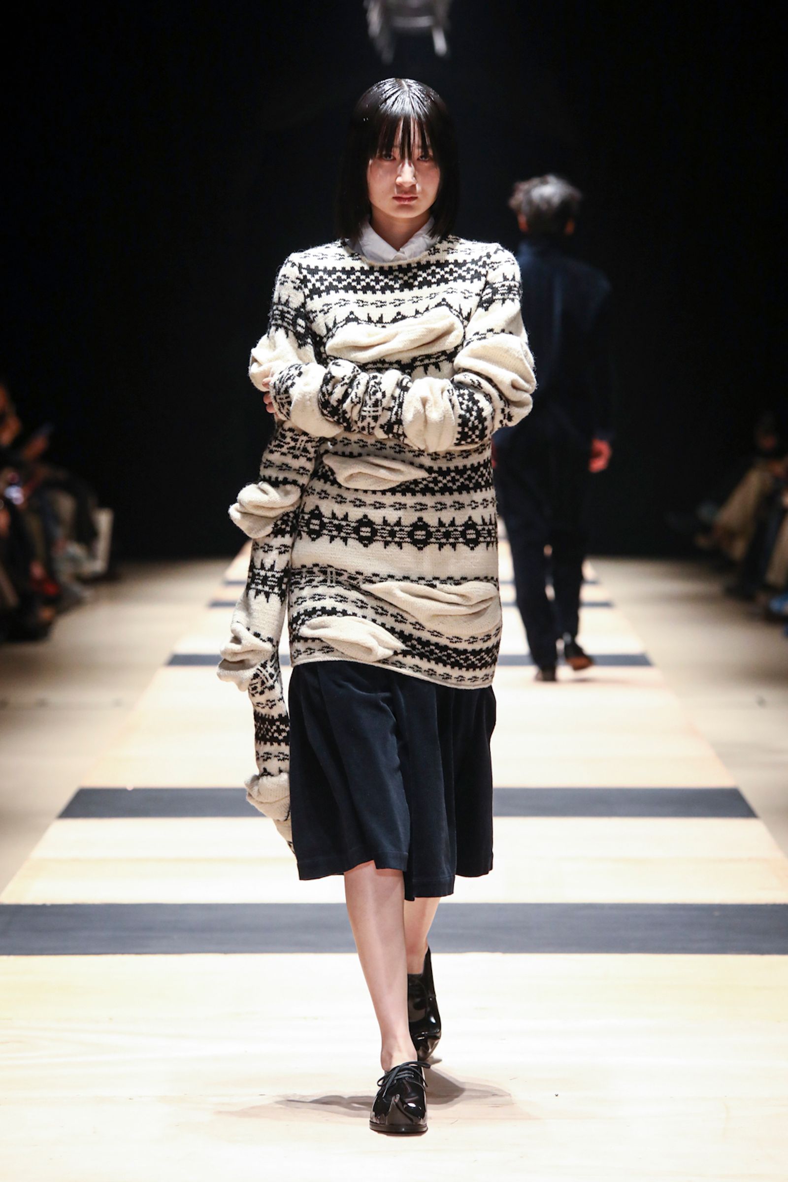 202526年秋冬コレクションより。