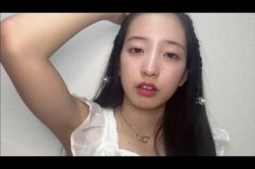 山口 結愛 村山 彩希 と田口 愛佳 にセットリスト決めを手伝ってもらっていた 18期生昇格記念LIVE！〜青い空には 雲はひとつもない〜（AKB48） Yui Yamaguchi