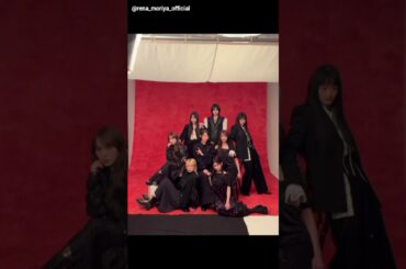 守屋麗奈 anan2459号の表紙を務めさせていただきました！赤い背景にブラック衣装でとってもクール♪ぜひ紙面でもチェックしていただけたら嬉しいです！櫻坂46