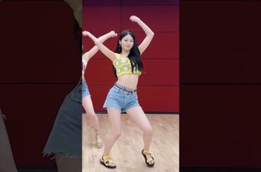 夏はやっぱり「COCONUT」アヤカチッケム🥥🤍【NiziU AYAKA】