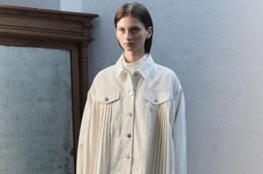 エズミ 2026年春夏コレクション - ‟彫刻を纏う”衣服 - ファッションプレス