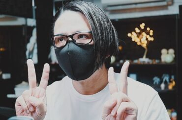 「パラライザー」リリースのカロンズはもうすぐライブがあります