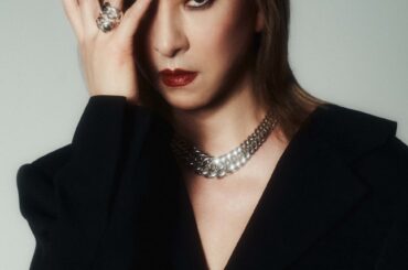 YOSHIKI、世界的影響力を誇る米ファッション誌「Flaunt Magazine」の200号記念号表紙に抜擢　「YOSHIKI はすべてを兼ね備えた存在」 | YOSHIKI PR事務局のプレスリリース