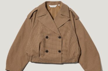 GU×ロク、“後ろギャザー”のショートトレンチコートやノルディック柄のペプラムニット - ファッションプレス