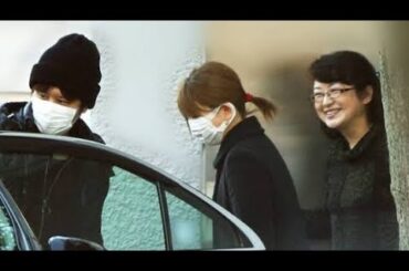 👶🎤山口百恵さん、3歳の孫と“おかあさんといっしょ”熱唱中💕伝説の歌姫が見せた愛あふれる素顔に感動！