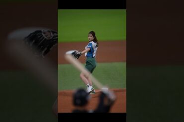 2025-09-22 中川絵美里さん始球式（NEXCO東日本イメージキャラクター）@エスコンフィールド北海道　日本ハムファイターズvs.千葉ロッテマリーンズ