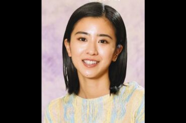 女優の清原果耶（23）、黒島結菜（28）らが18日、都内で行われた「カルティエ銀座4丁目ブティック」オープニングイベントに出席した。