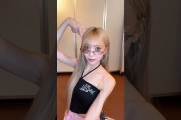 猫の呼吸…🐱#MAYUKA #NiziU #ニジュー #니쥬 #WithU#NiziU_tour  #NEW_EMOTION_Tour #FaceToFace #にゅーえも