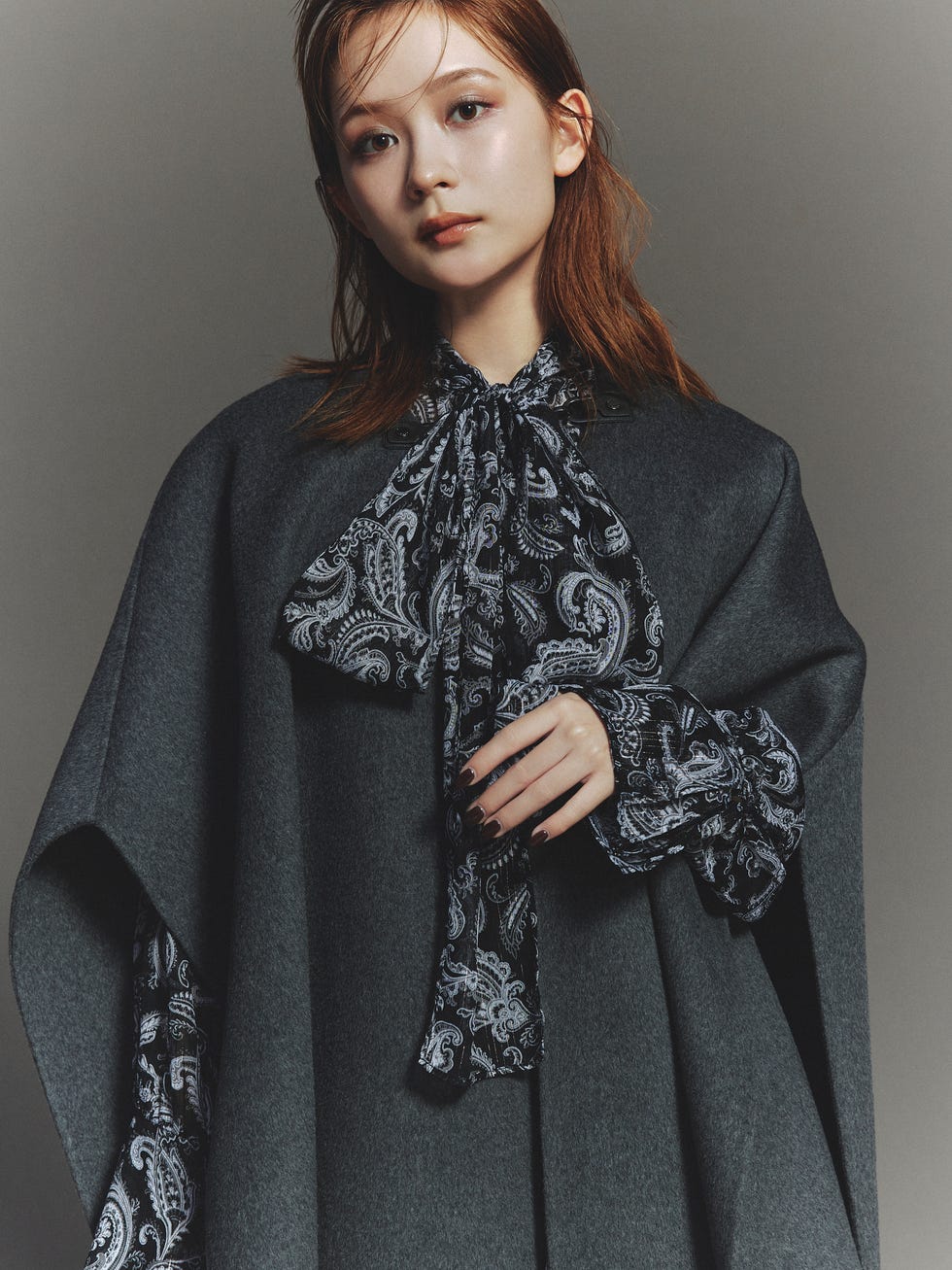 畑芽育が着こなす、2025秋冬トレンドーthe icons－