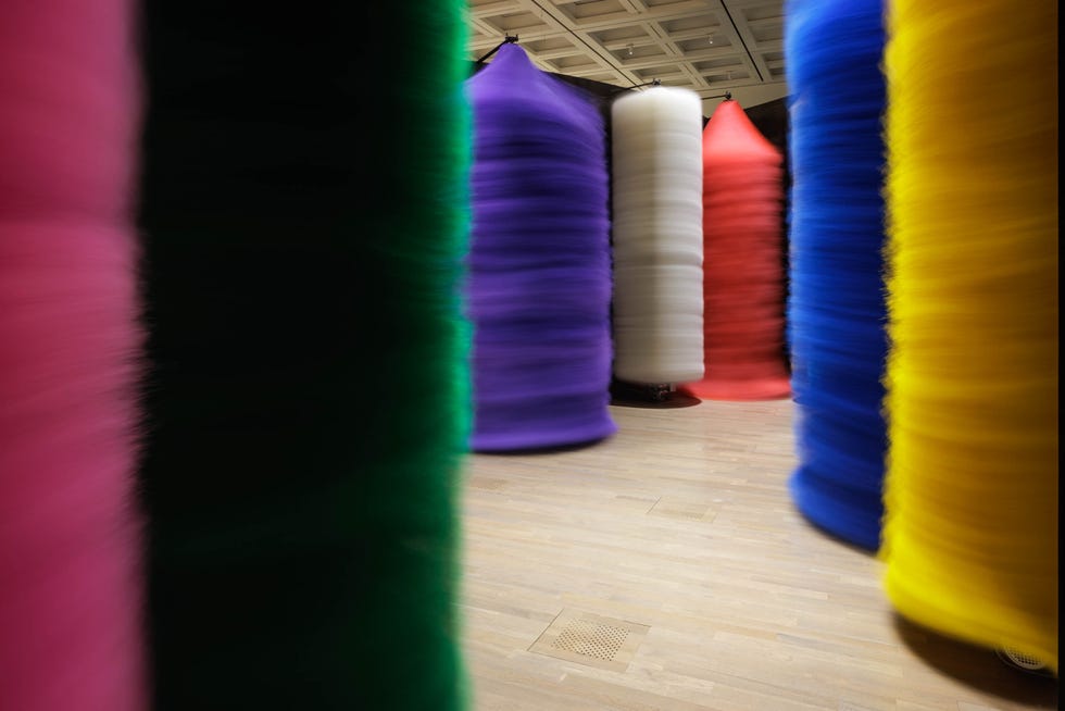 　「ブルガリ カレイドス　色彩・文化・技巧」国立新美術館　2025年　展示風景