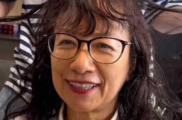 「癖毛を生かす」ヘアスタイルに悩む女性→憧れのストレートヘアに　ロングヘアを大胆カット　ビフォーアフターに称賛の声 | Hint-Pot