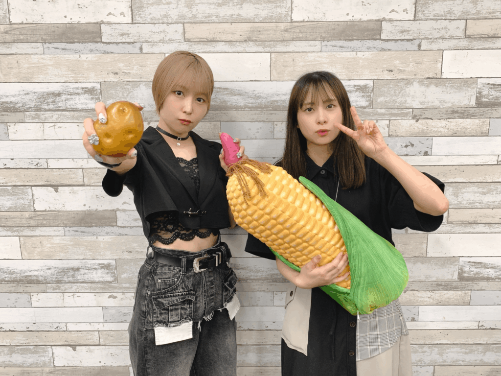 Tomita Miyu and Maeda Kaori from「“Chousa no Goirai、Omachi Shitemasu！”」#135🔎