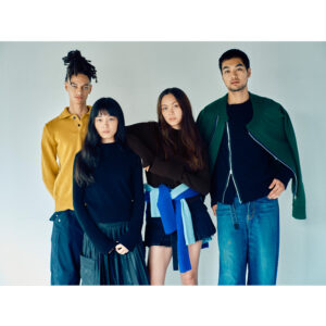 sacaiより多彩なカラーパレットとタイムレスなデザインのニットコレクションが新登場！