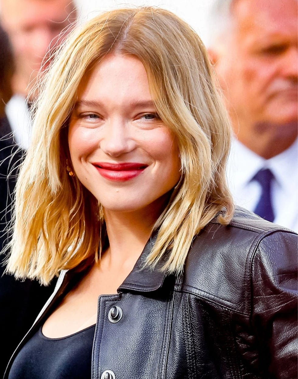 秋　ボブカット