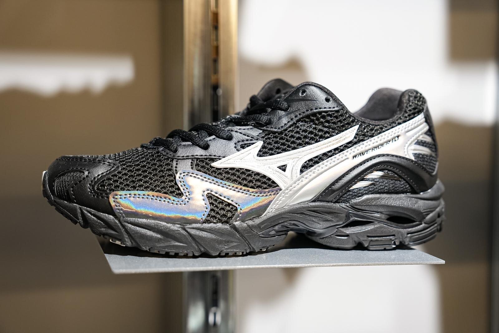 「ウェーブライダー 10」