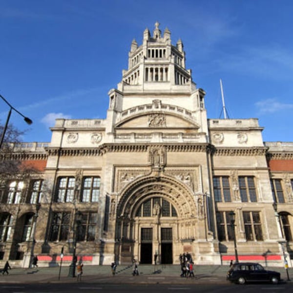 ロンドンのV&A博物館、ファッション史上最も華美な王妃マリー・アントワネットの遺産を探る – FashionNetwork 日本 ロンドンのV&A博物館、ファッション史上最も華美な王妃マリー・アントワネットの遺産を探る - FashionNetwork 日本