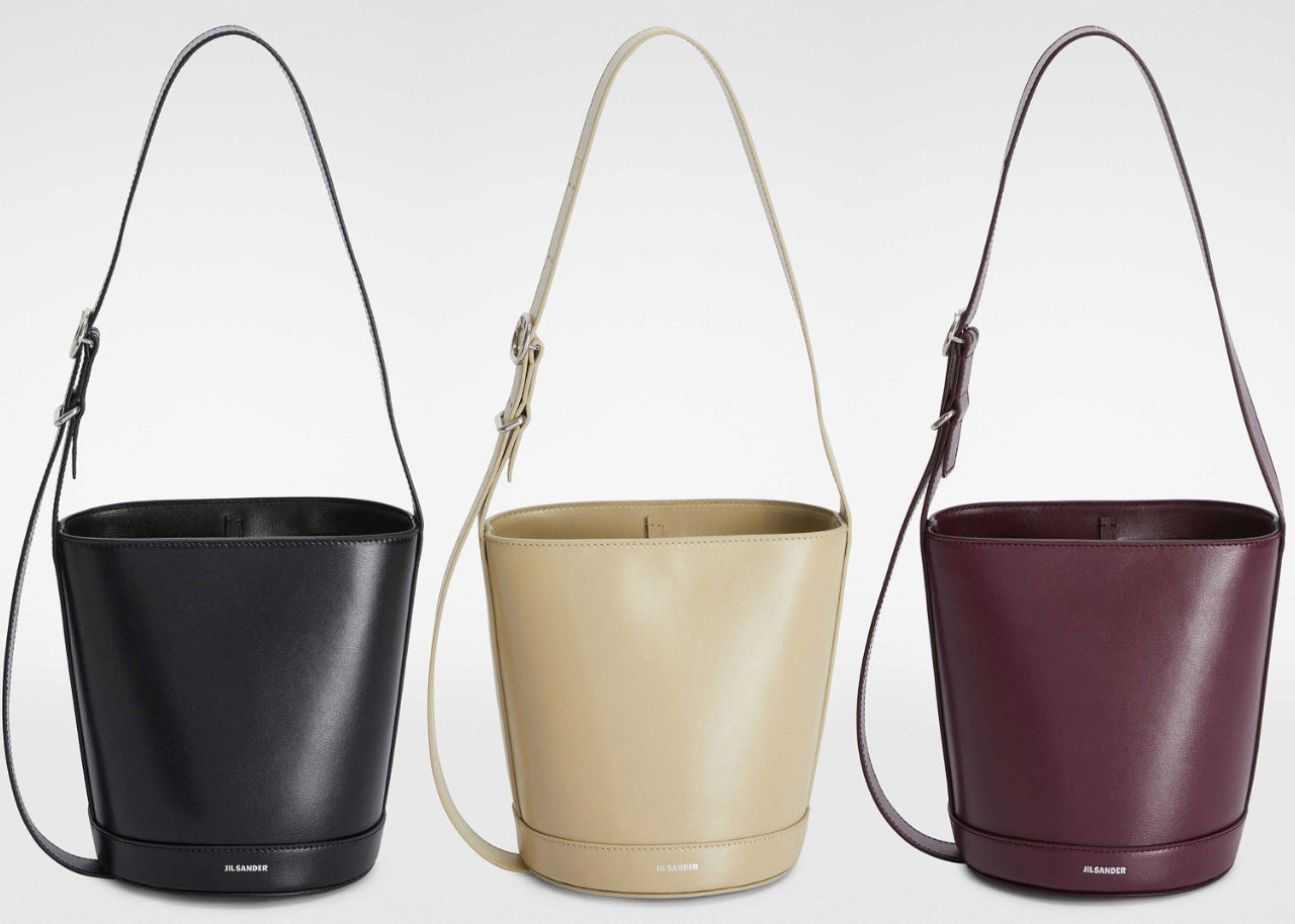 ジル サンダーのアイコン「カンノーロ」に洗練バケットバッグがNEW IN!【20代からのブランド名品】 – CanCam.jp(キャンキャン) ジル サンダーのアイコン「カンノーロ」に洗練バケットバッグがNEW IN!【20代からのブランド名品】 - CanCam.jp(キャンキャン)