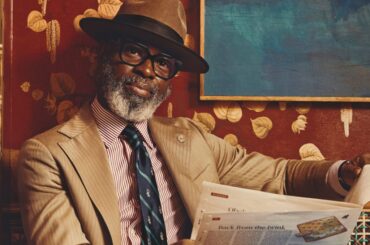 【世界のファッショニスタに学べ】エフェ・エフェチュリ：スタイルは、まるでサッカーのようなもの | THE RAKE JAPAN