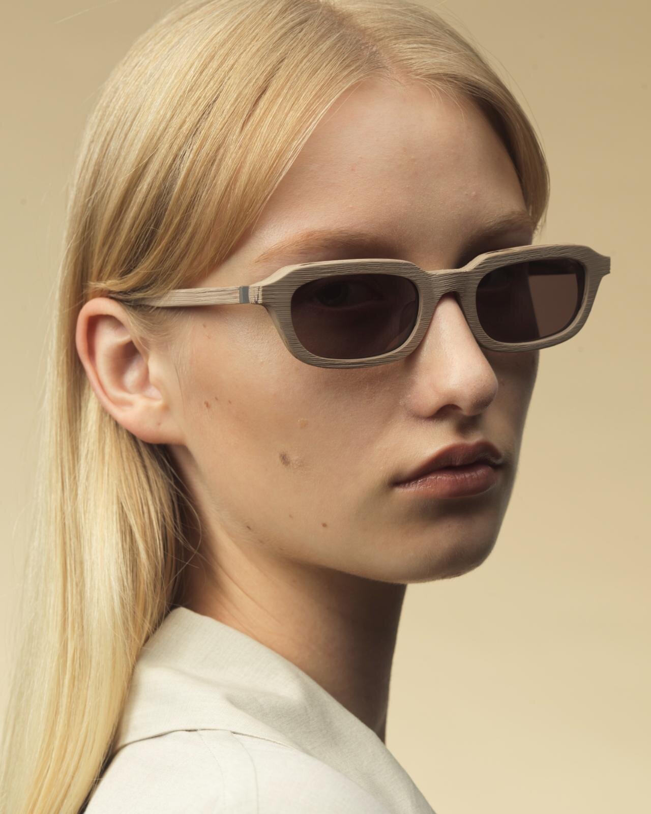 「ウッド ベージュ」55,000円