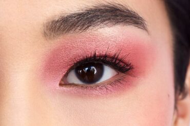 パット・マクグラスとジャック・キャヴァリエ・ベルトリュードが語る、「ラ・ボーテ・ルイ・ヴィトン」のラグジュアリーな色彩と香りの新境地 | Vogue Japan