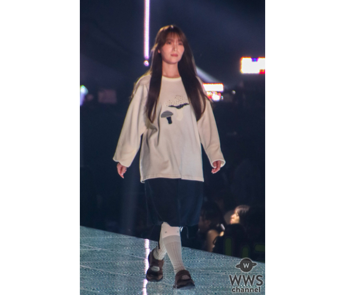 櫻坂46・守屋麗奈、可愛らしい秋コーデでファッションショーに登場！＜マイナビ TGC 2025 A/W＞