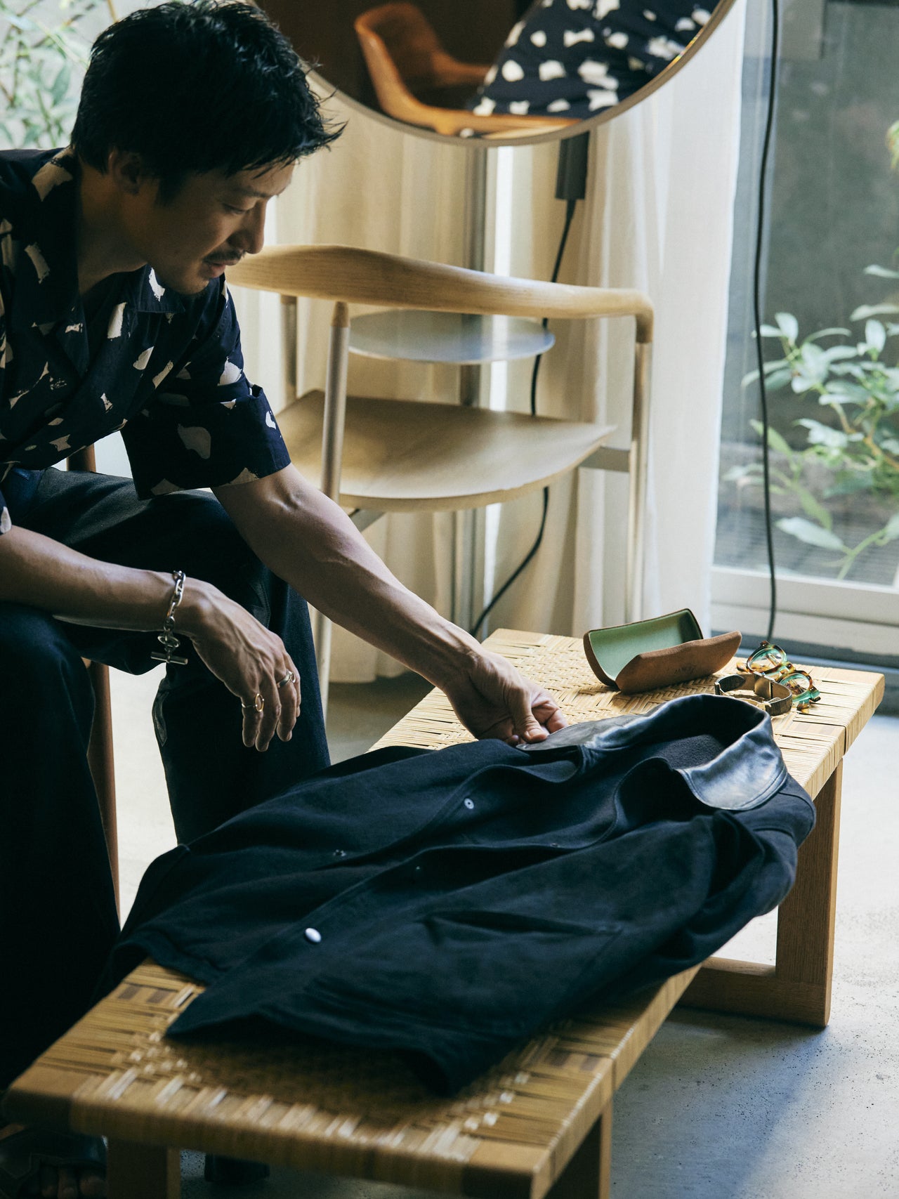 オシャレな人が買ってよかった〈COMOLI〉のデニムジャケットと並木さん