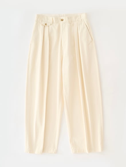 STUDIO NICHOLSONとBEAMS PLUSのカプセルコレクションのアイテム画像