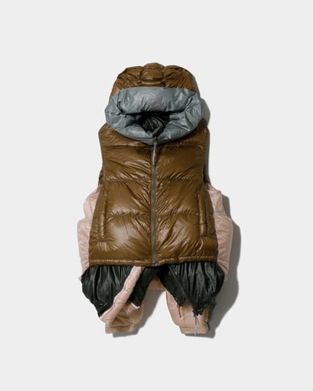 ビューティフルピープルとナンガのダウンブルゾン