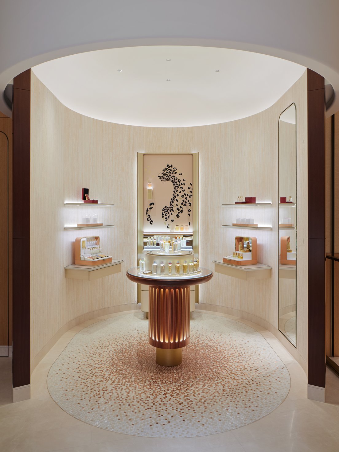 「カルティエ 銀座4丁目ブティック」の3階の内観画像