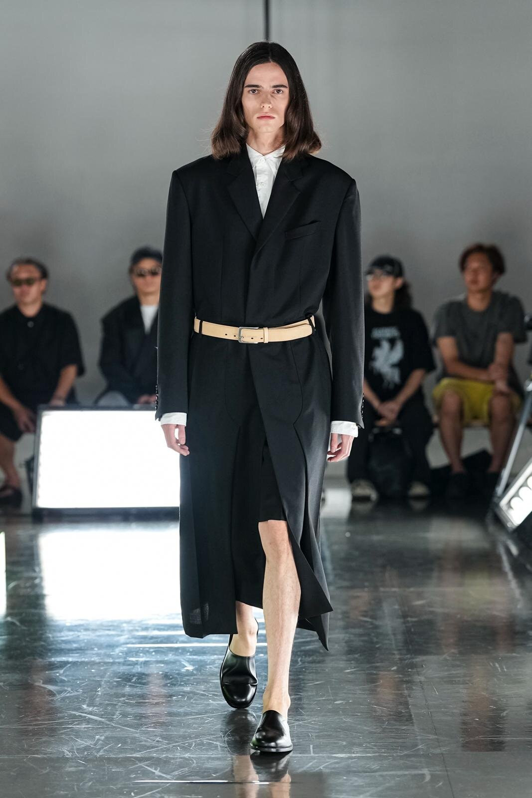 DDDD 2026年春夏メンズコレクション - “構造”の探求、緊張感と緩やかさの間で｜写真67